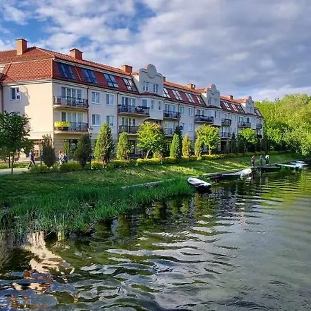 Nadjeziorna Graphite Apartment *