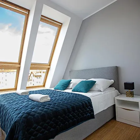 Nadjeziorna Graphite Apartment Elk